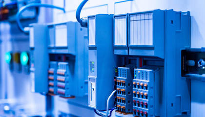 配電設(shè)備生產(chǎn)商萬控智造沖滬市主板,擬融資瘋狂擴產(chǎn)能消化嗎?